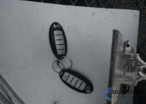 2017 Nissan Altima 2.5 Sr z USA, uszkodzony, nr VIN 1N4AL3AP5HC482389